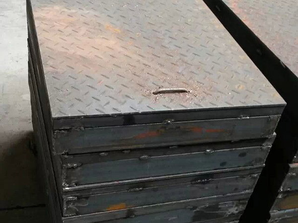 复合钢格板